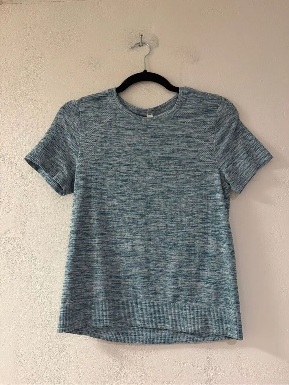 Athleta In Motion Tee in Heather Blue XS